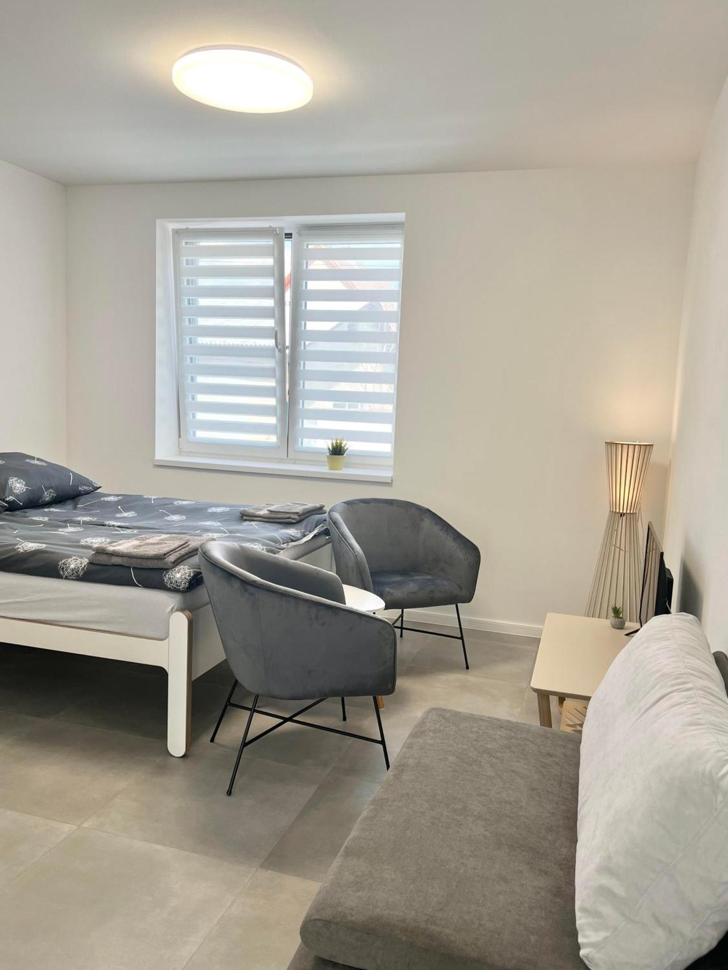 2 Moderne Apartmany 19 A 95 V Sukromi V Centre Mesta Turčianske Teplice Eksteriør bilde