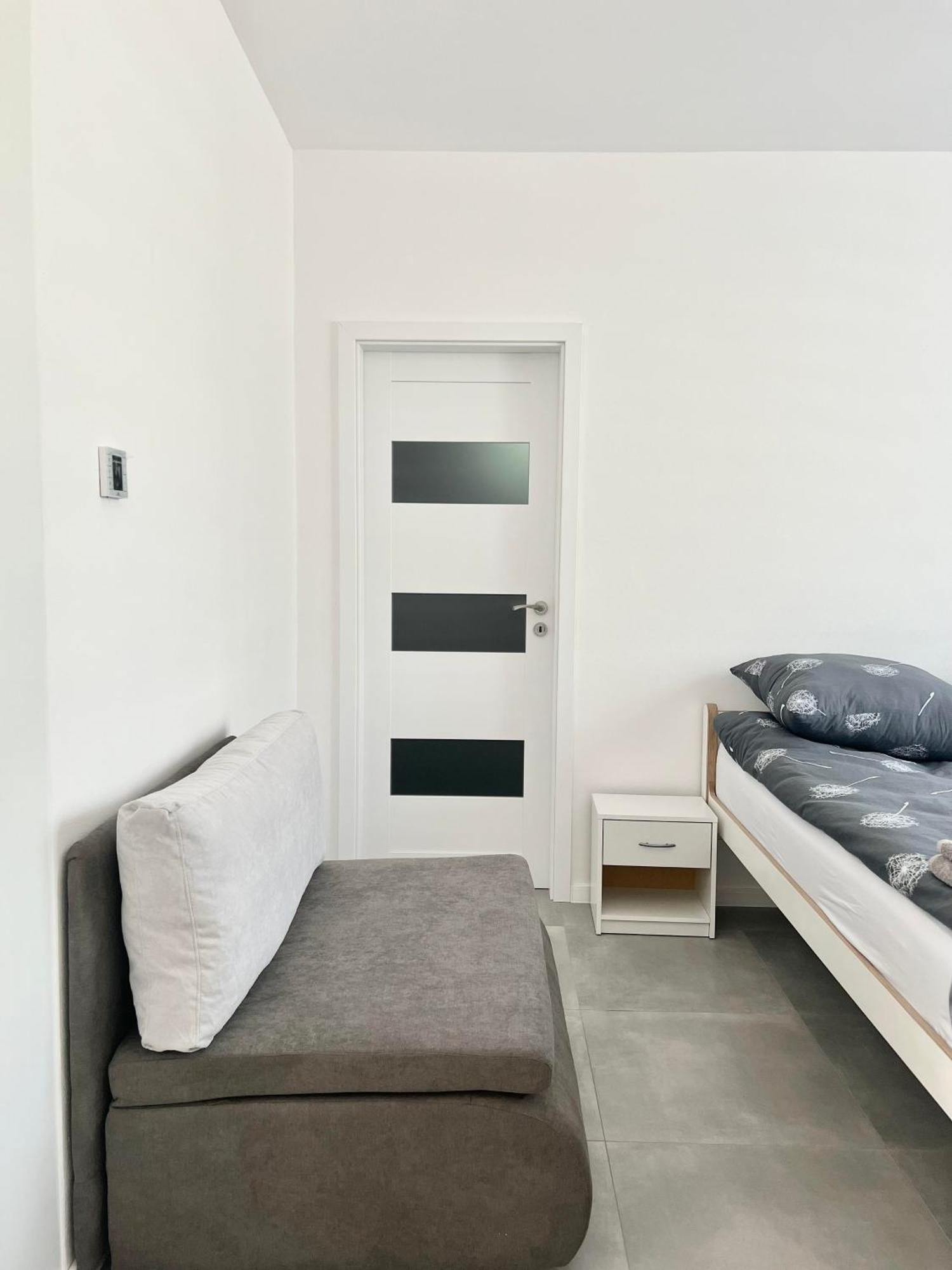 2 Moderne Apartmany 19 A 95 V Sukromi V Centre Mesta Turčianske Teplice Eksteriør bilde